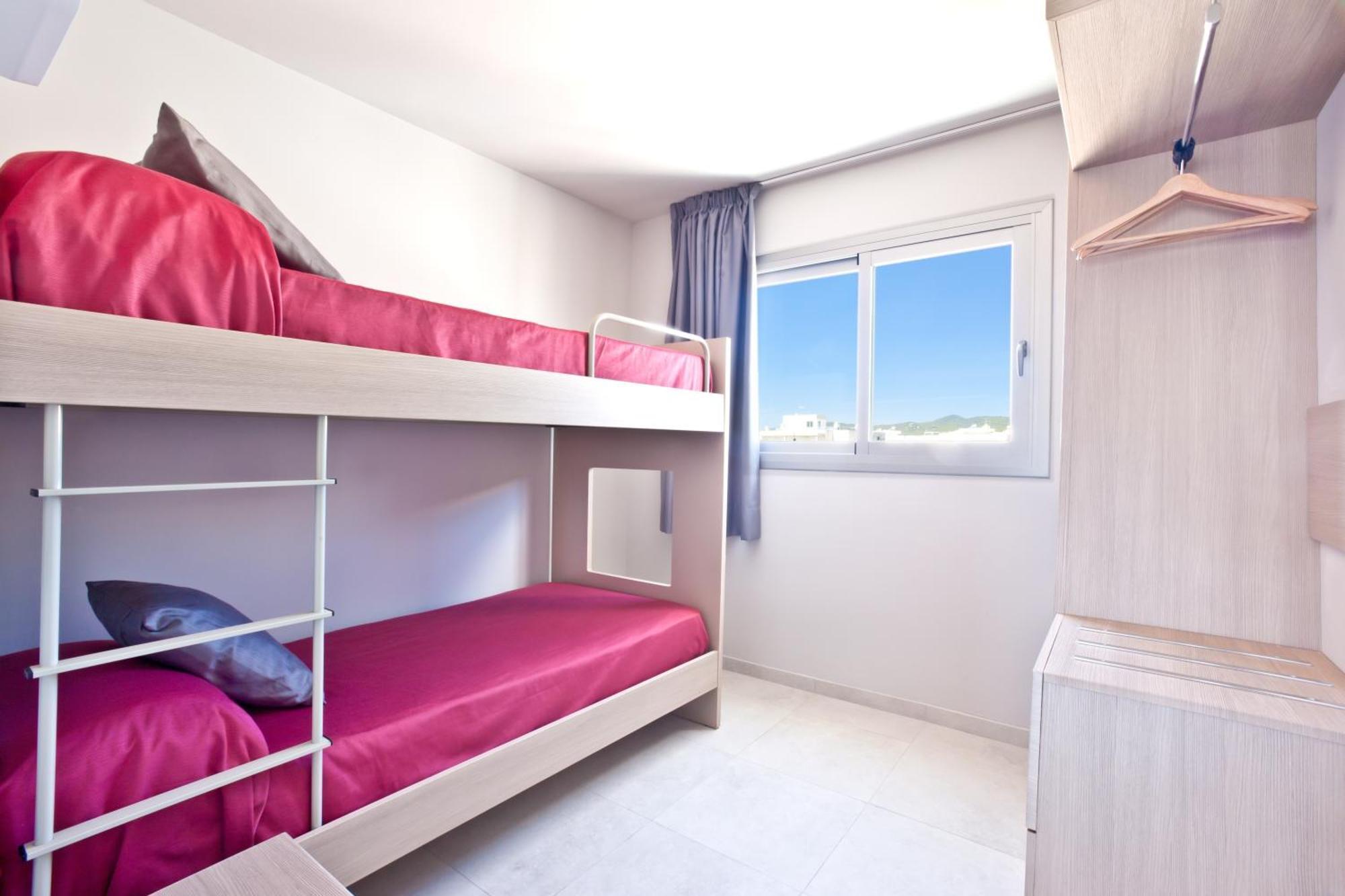 Ryans Ibiza Apartments - Only Adults Номер фото