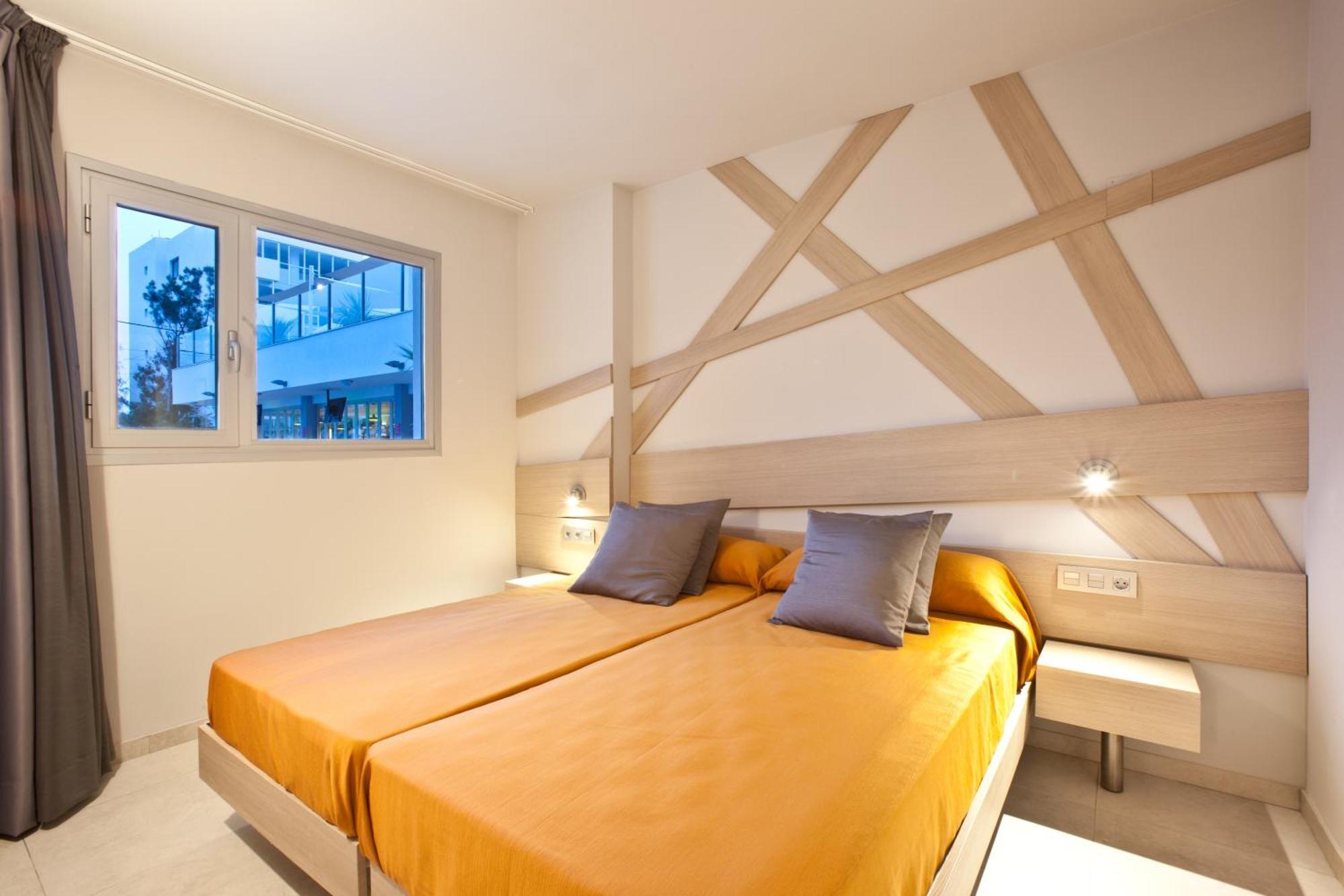 Ryans Ibiza Apartments - Only Adults Номер фото