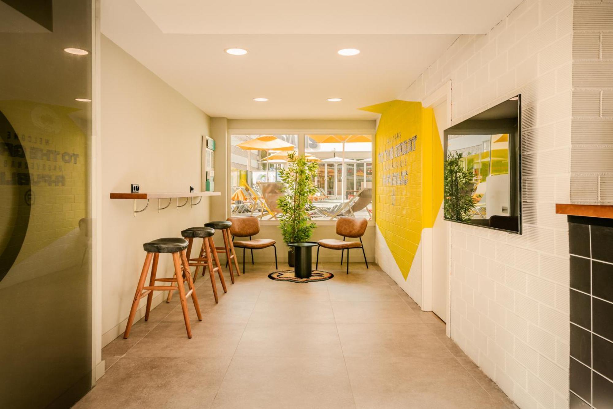 Ryans Ibiza Apartments - Only Adults Экстерьер фото