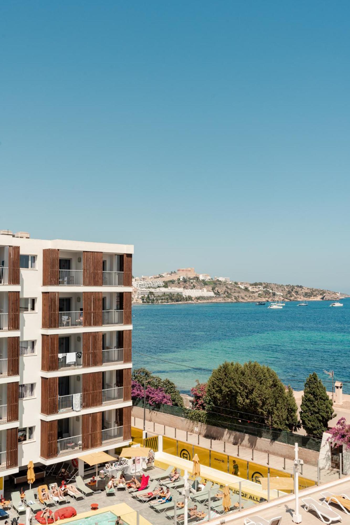 Ryans Ibiza Apartments - Only Adults Экстерьер фото