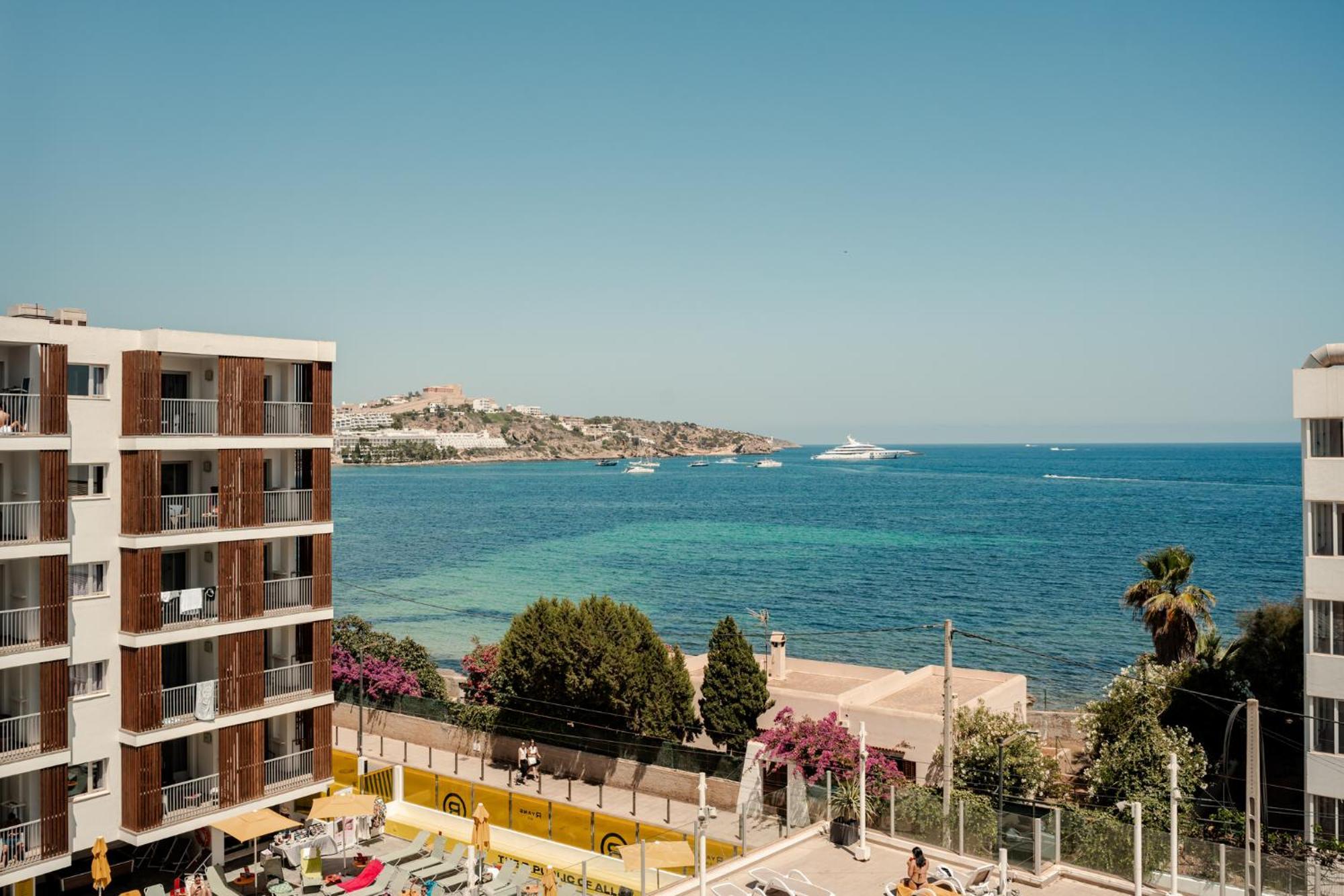 Ryans Ibiza Apartments - Only Adults Экстерьер фото
