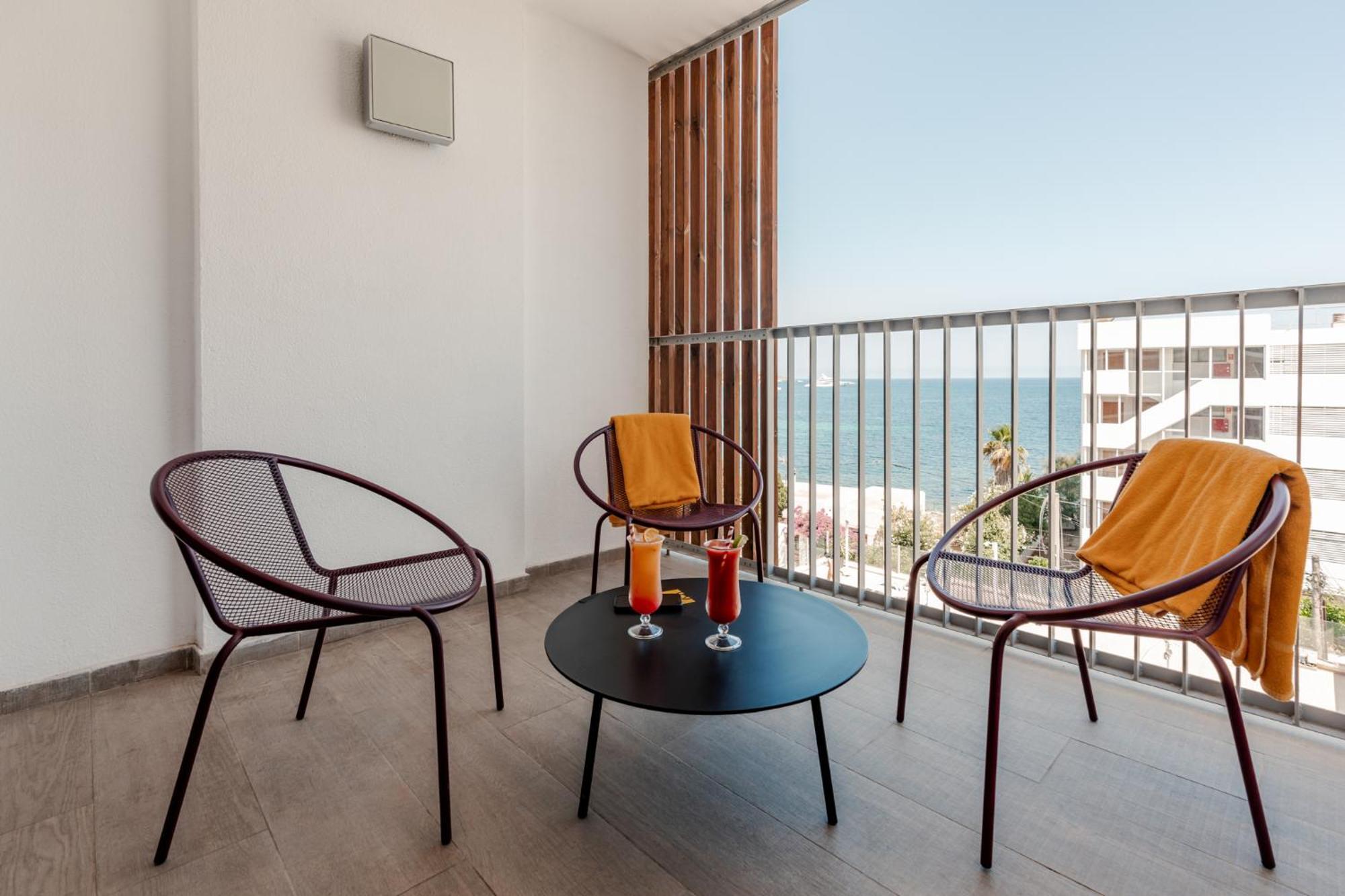 Ryans Ibiza Apartments - Only Adults Экстерьер фото