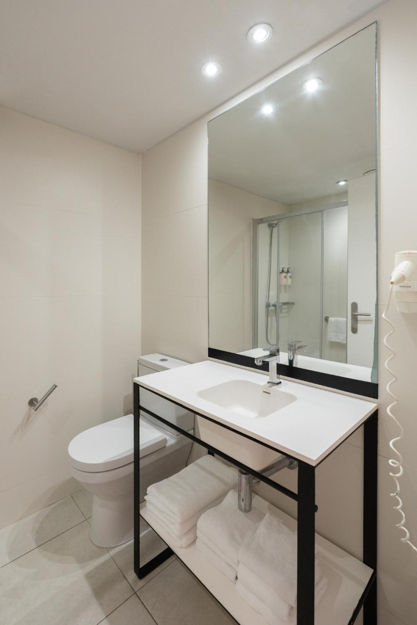 Ryans Ibiza Apartments - Only Adults Экстерьер фото
